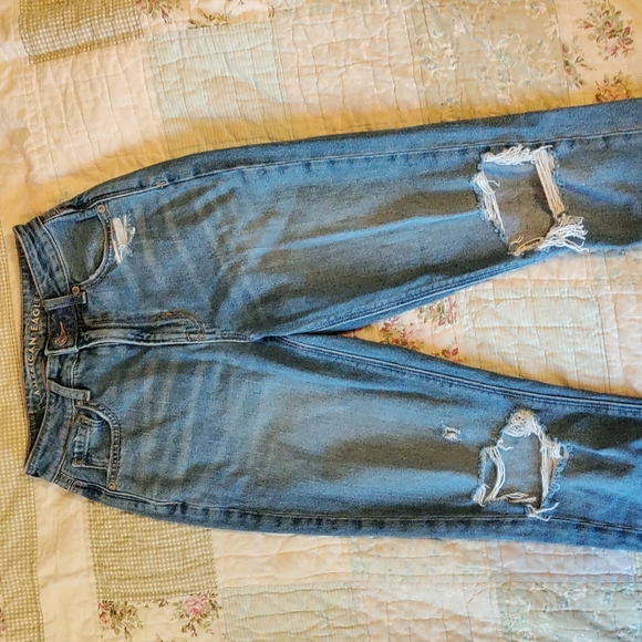 Medium Dark Wash American Eagle Jeans - Picture 1 of 7